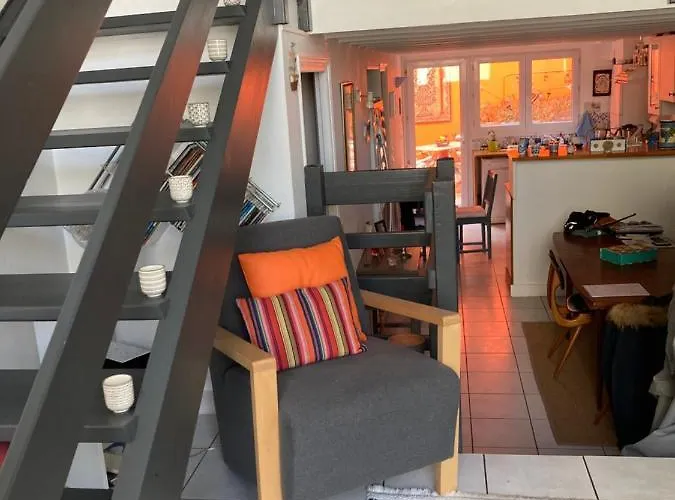 Séjour chez l'habitant - Proche Du Centre - Salle D'eau Et Wc Privés *