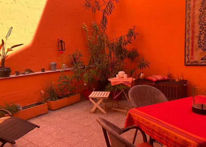 - Proche Du Centre - Salle D'eau Et Wc Privés