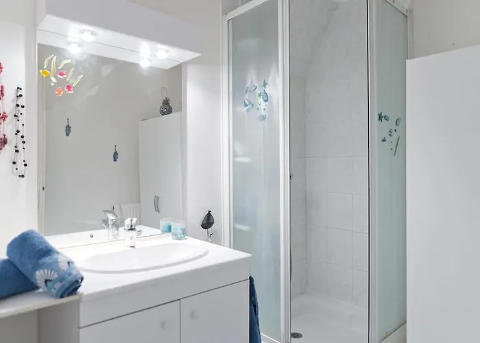 בית אירוח - Proche Du Centre - Salle D'eau Et Wc Prives *