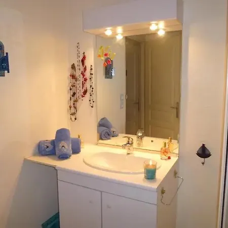 ホームステイ - Proche Du Centre - Salle D'eau Et Wc Prives ボルドー